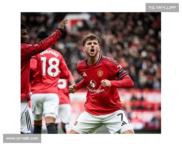 曼联1-1战平西汉姆联,“蓄发哥”五连胜挑战仍持续近500天